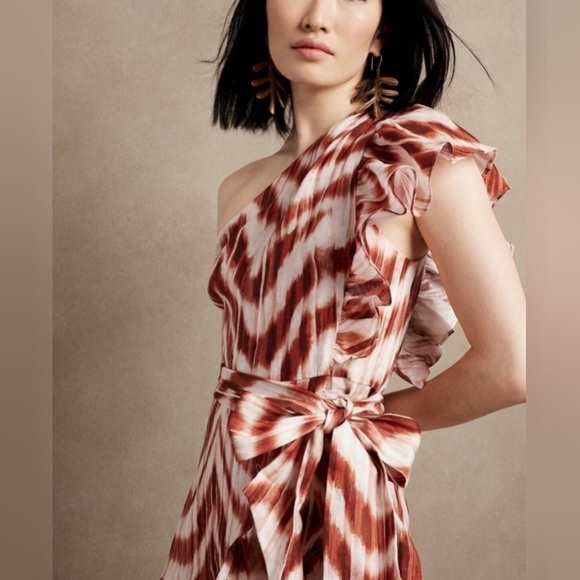 One Shoulder Linen Ruffle Dress - Picture 7 of 9